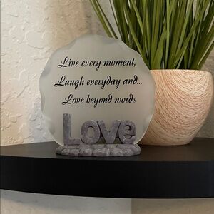 Decorative Decor / Live, Laugh, Love NWOT